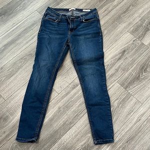 Women’s jeans